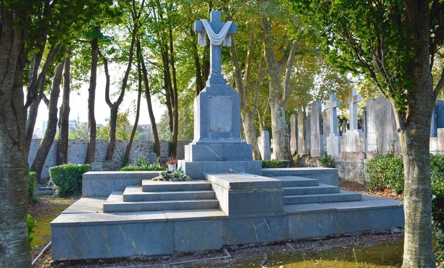 &quot;Martirien mausoleoa - Donostia